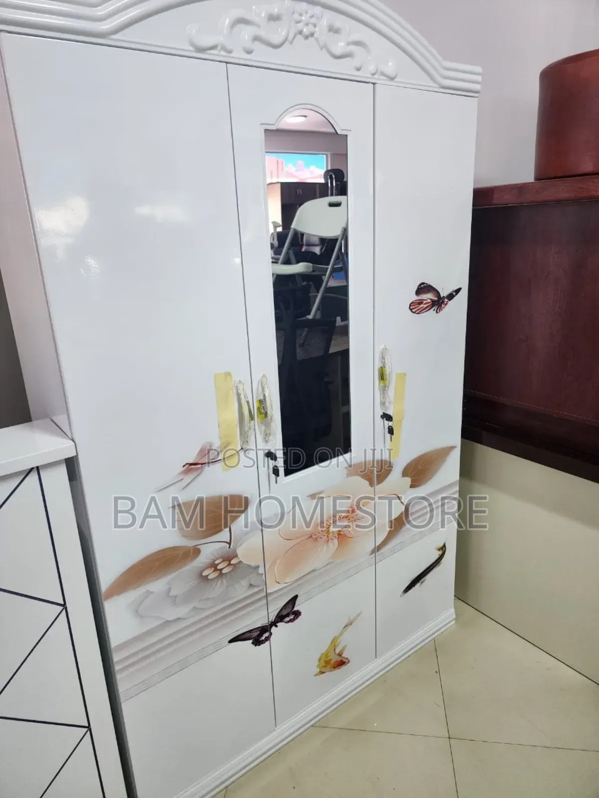 Kabati Za Nguo3 Doors (Coated Metal) Imported From China