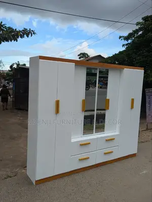 Kabati La Nguo Milango Nane