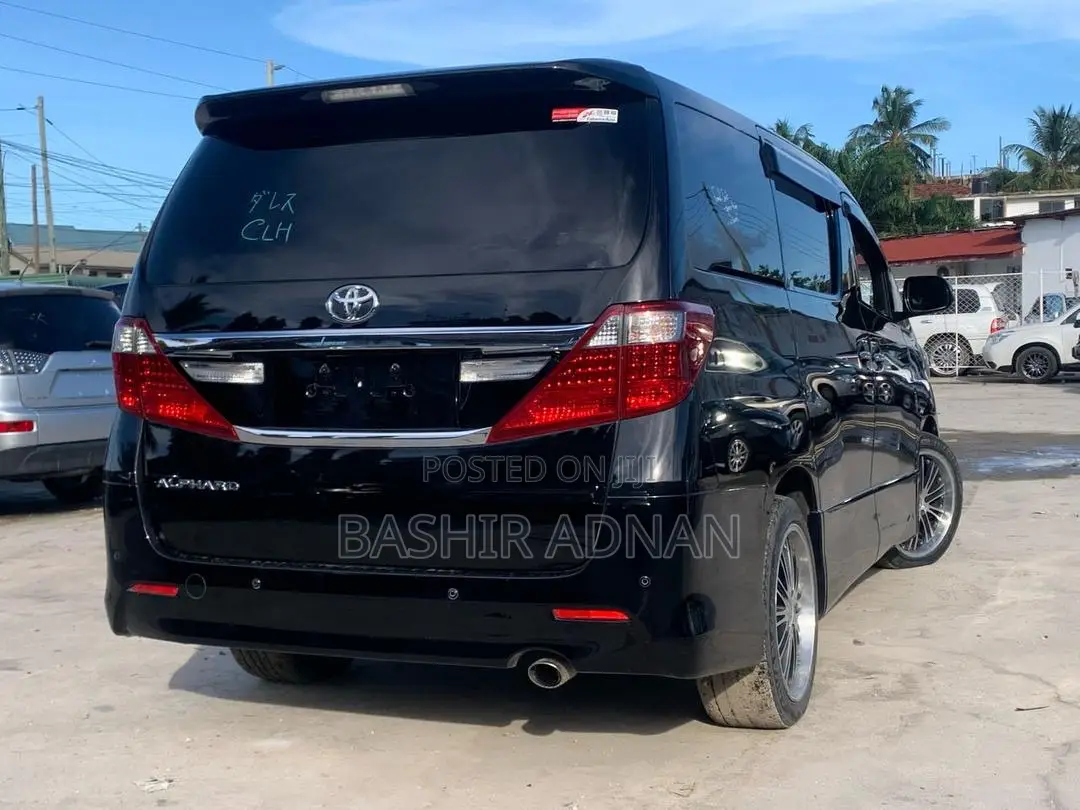 Toyota Alphard 2.4 Petrol FWD 2013 Black
