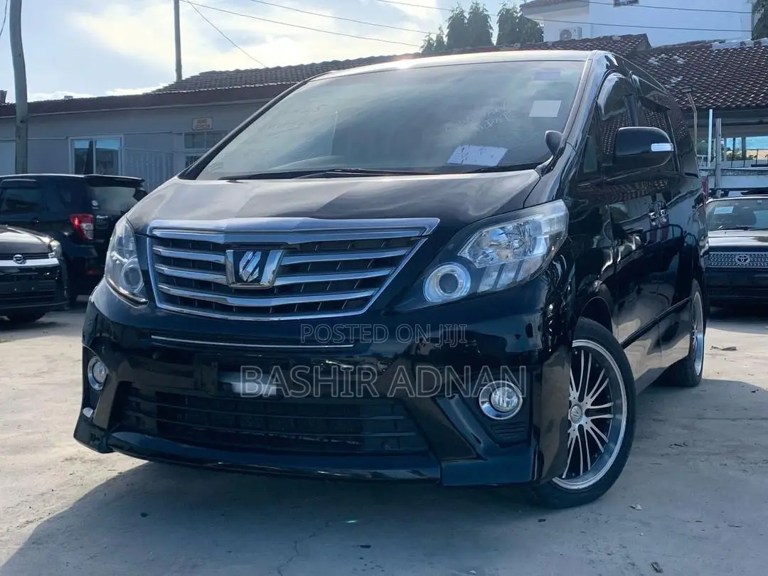 Toyota Alphard 2.4 Petrol FWD 2013 Black