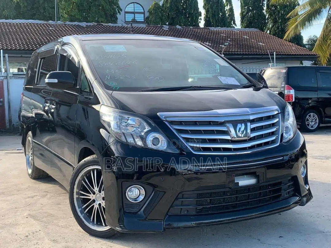 Toyota Alphard 2.4 Petrol FWD 2013 Black