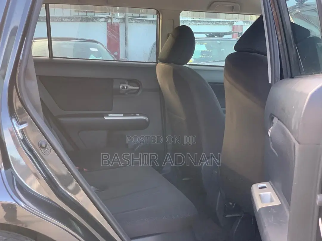 Toyota Corolla Rumion Hatchback 1.5 FWD 2008 Black