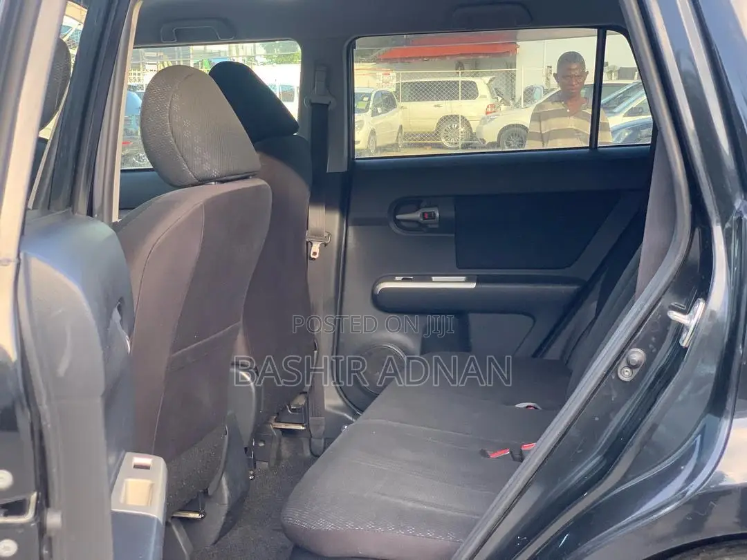 Toyota Corolla Rumion Hatchback 1.5 FWD 2008 Black