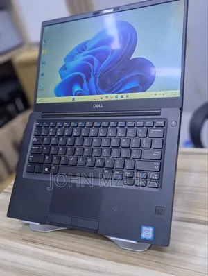 Laptop Dell Latitude 7390 8GB Intel Core I5 SSD 256GB
