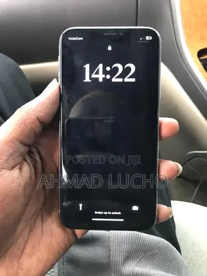 Photo - Apple iPhone X 256 GB White