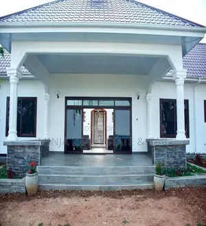 Photo - 9bdrm House in Kirare for sale