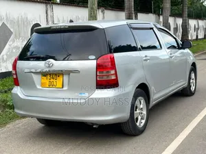 Toyota Wish 2004 Silver