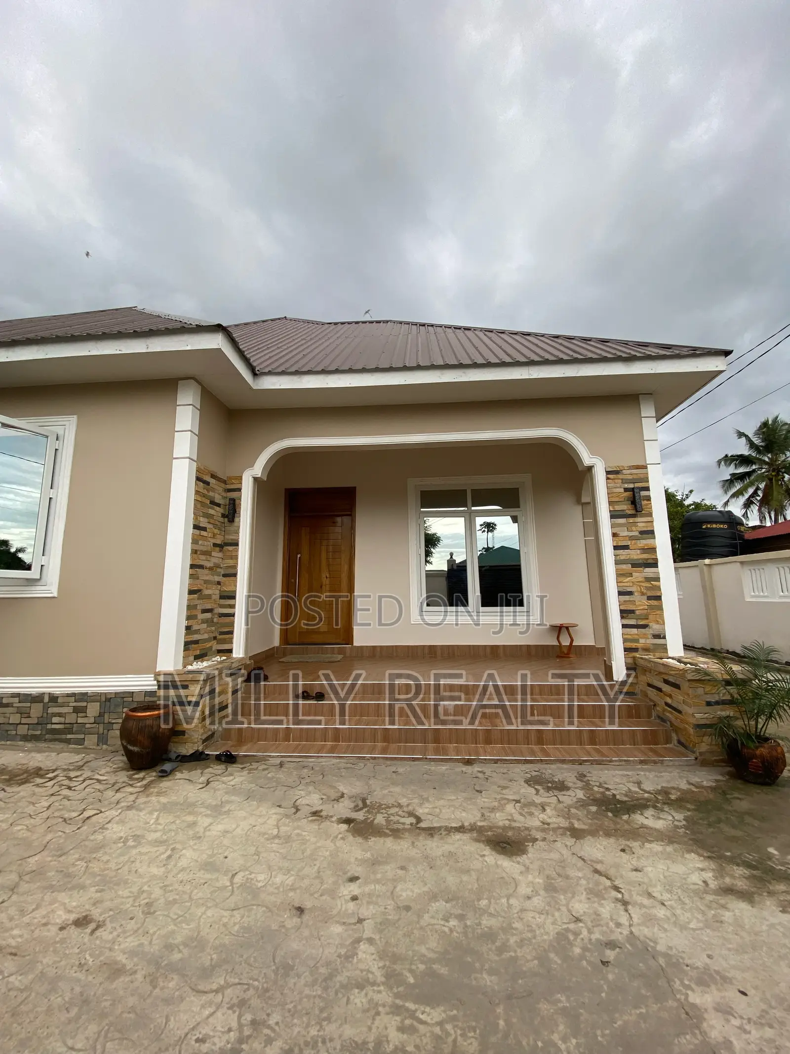 4bdrm House in Mikocheni B Near for sale