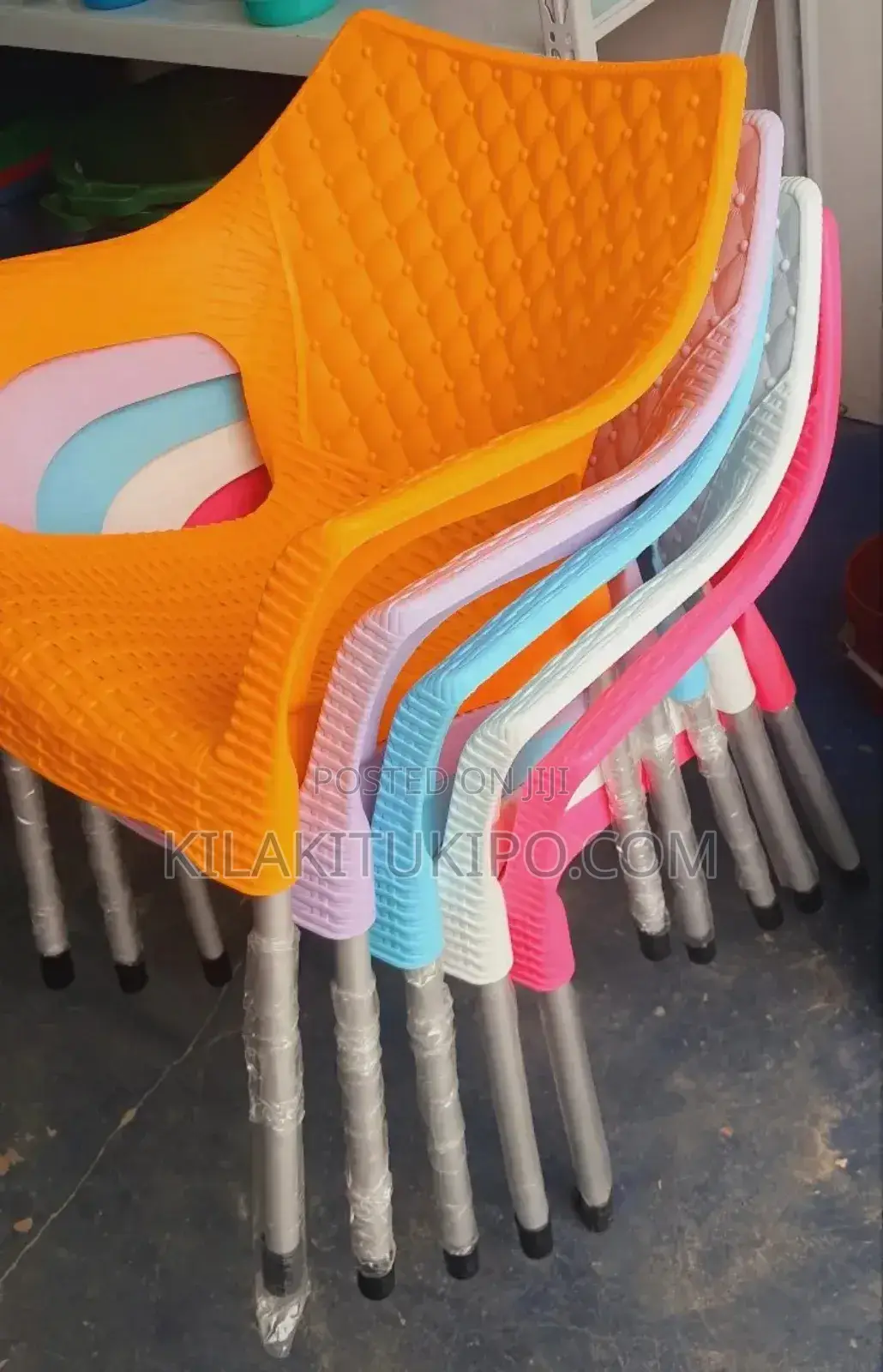 Plastic Chairs Dope Design New 2025