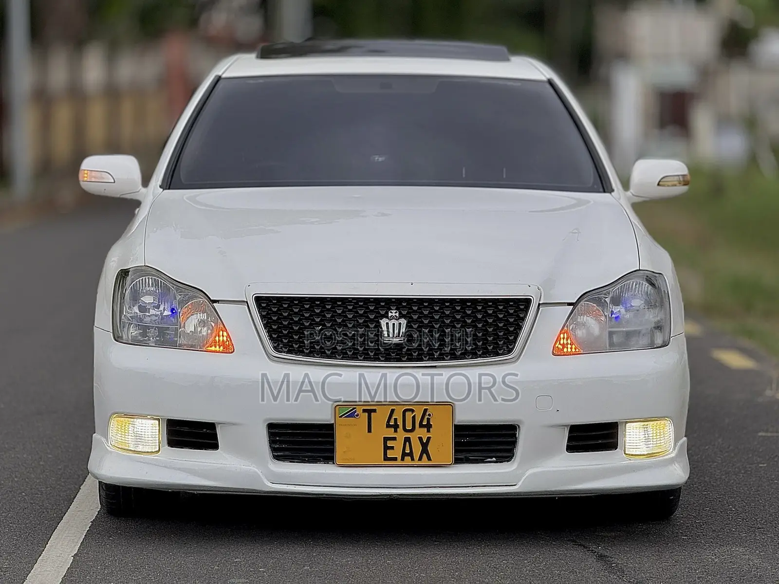 Toyota Crown 2006 Off white