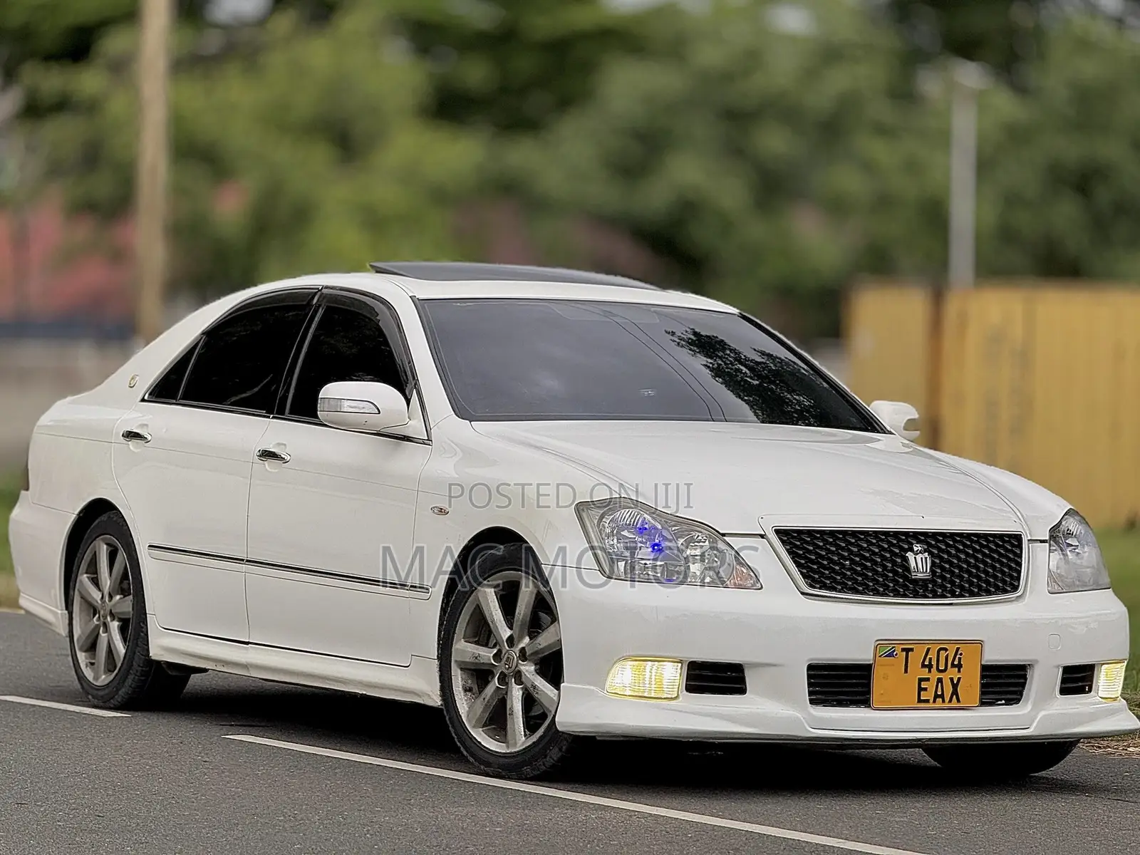 Toyota Crown 2006 Off white