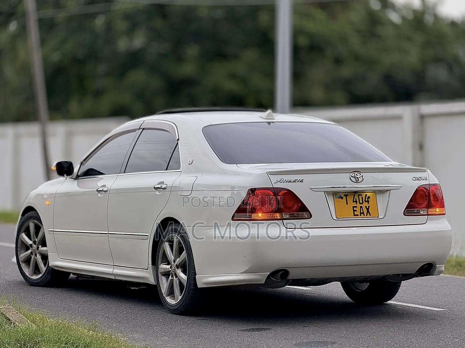 Toyota Crown 2006 Off white