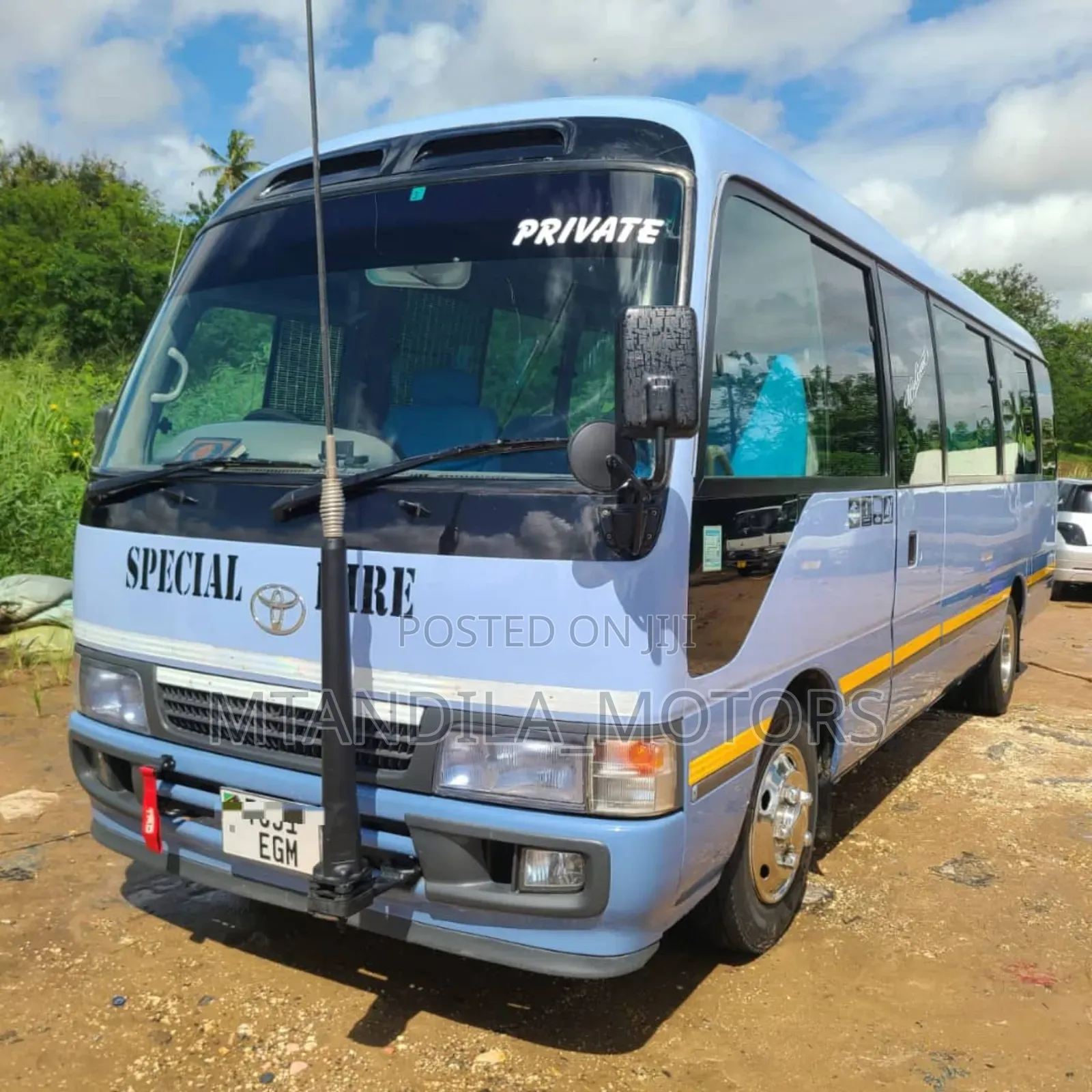 Toyota Coaster 2002 Blue
