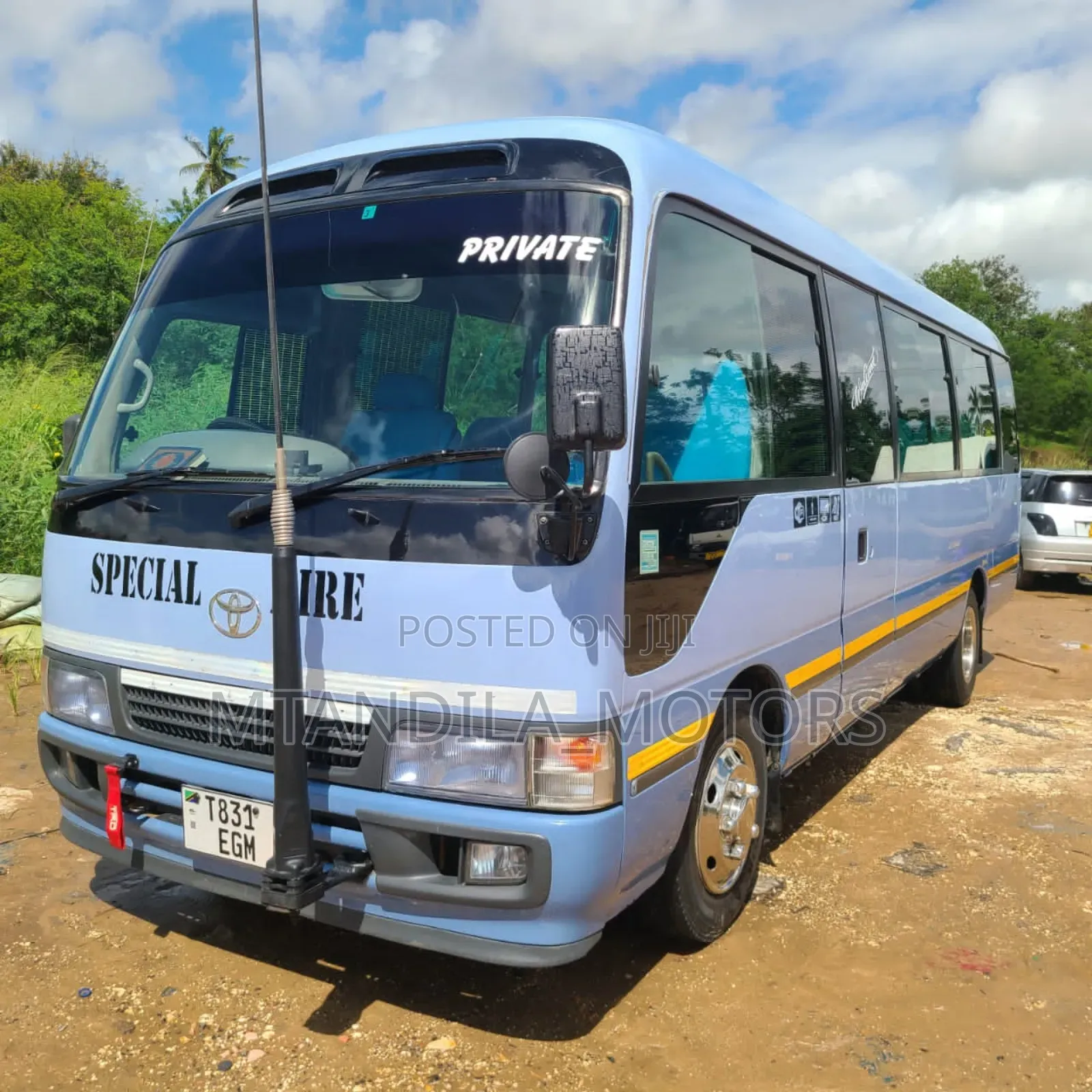 Toyota Coaster 2002 Blue