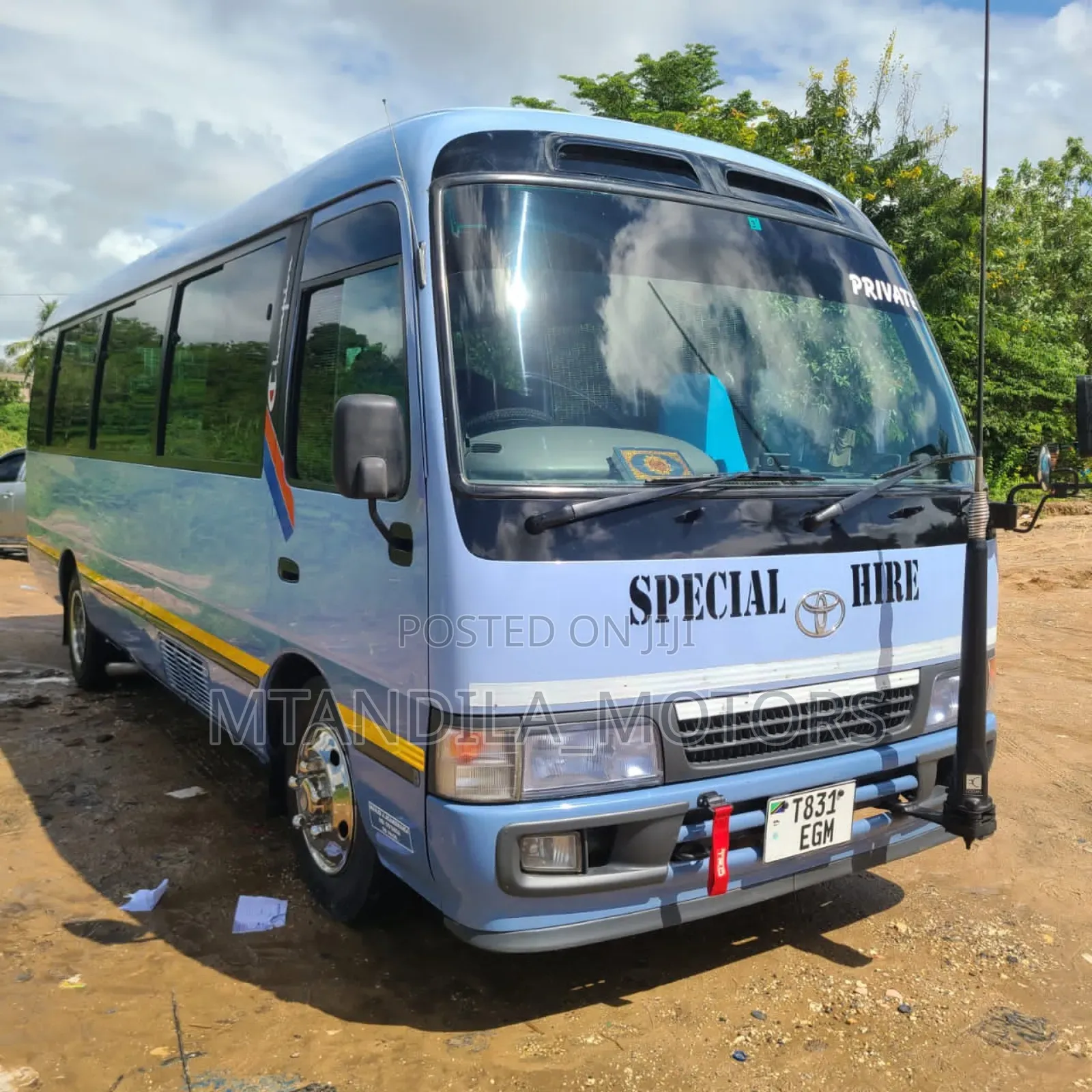 Toyota Coaster 2002 Blue