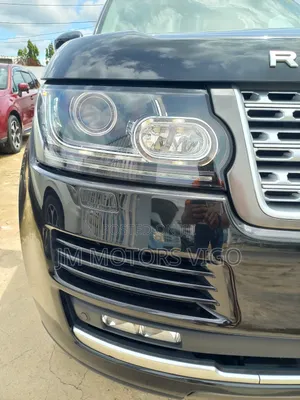 Land Rover Range Rover Vogue 2016 Black