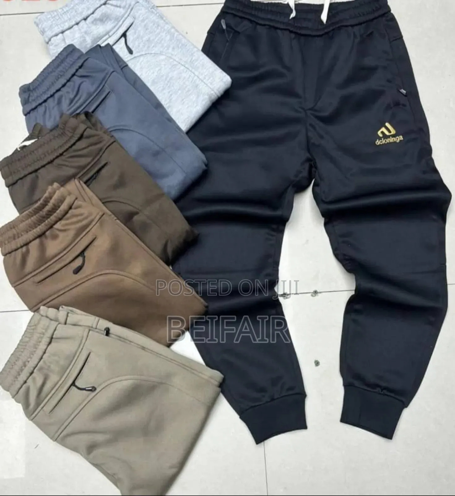 Suruali Track Suit