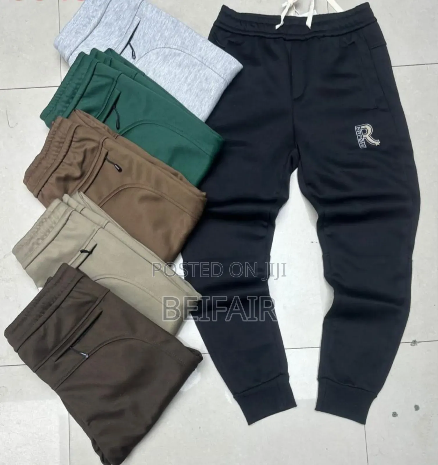 Suruali Track Suit