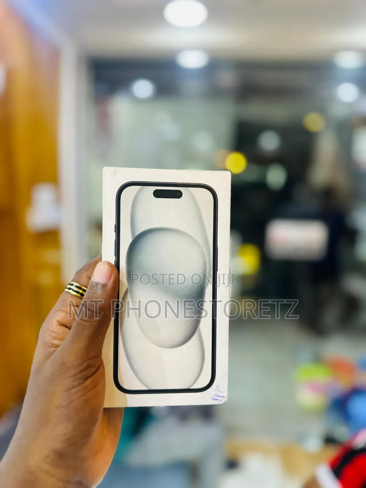 New Apple iPhone 15 128 GB Black
