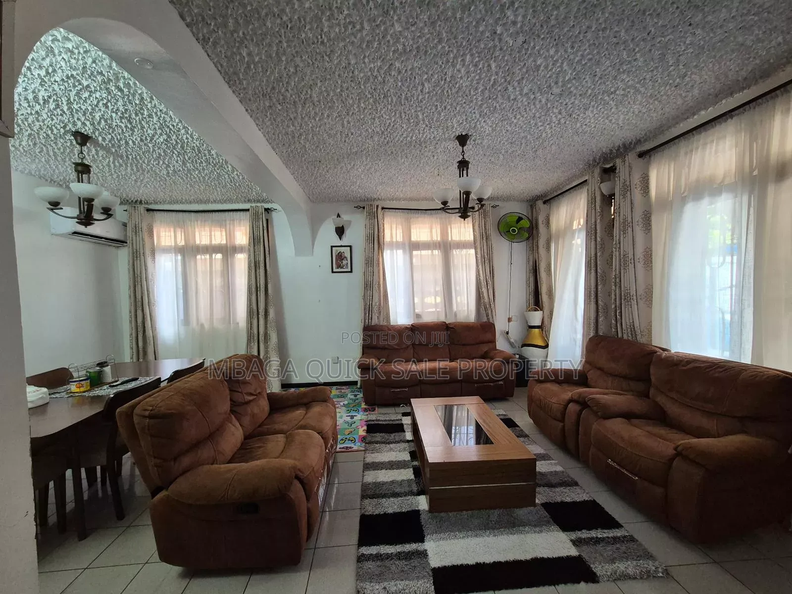 4bdrm House in Mikocheni B for sale