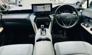 Toyota Harrier 2021 Black