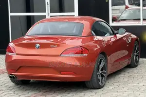 BMW Z4 sDrive28i 2dr Convertible (2.0L 4cyl Turbo 6M) 2014 Red