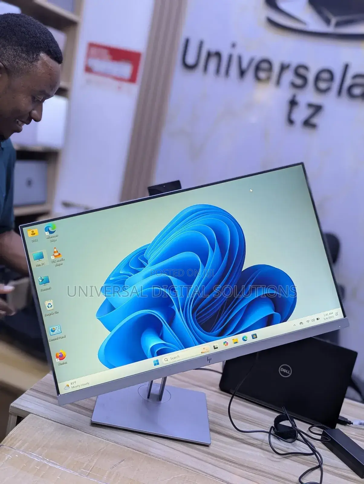 Hp Monitor With Camera