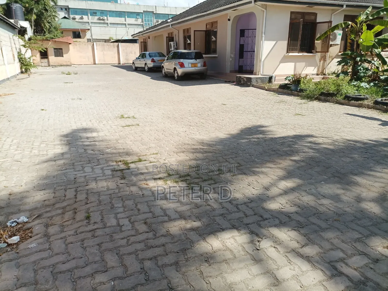8bdrm House in Mbezi Beach for sale