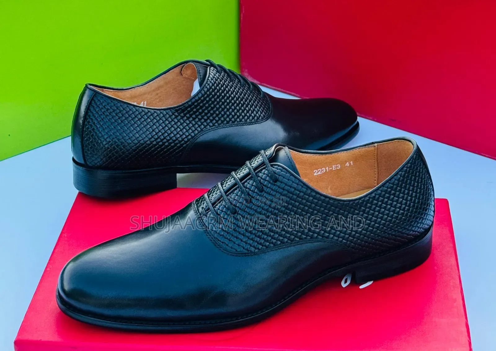 Original and Quality Shoes / Brand Inayoaminika