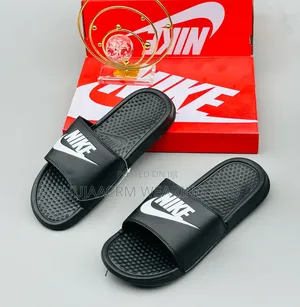 Sendo Bei Chee/Low Price Sandals but Quality