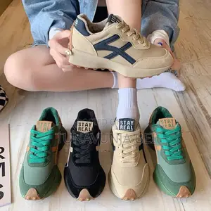 Ladies Sneakers 