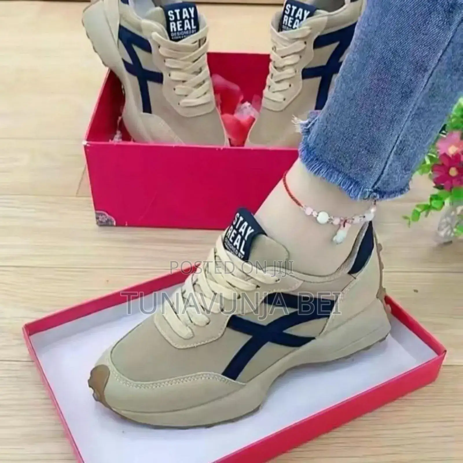 Ladies Sneakers 