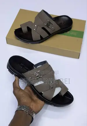Huayen Sandals/ Men Quality