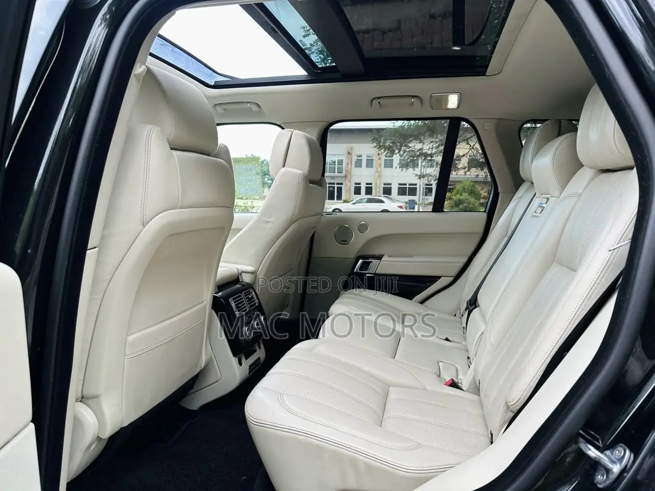 Land Rover Range Rover Vogue 2015 Matt Black