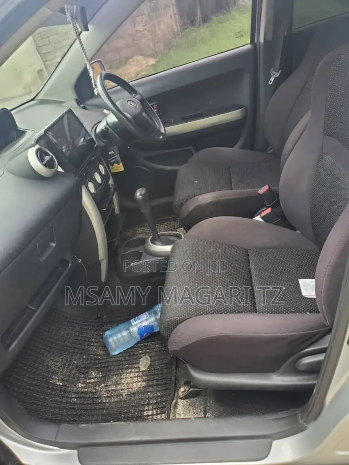 Toyota IST 2003 Silver