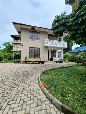 Furnished 3bdrm Villa in Ada Estate for rent