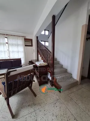 Furnished 3bdrm Villa in Ada Estate for rent