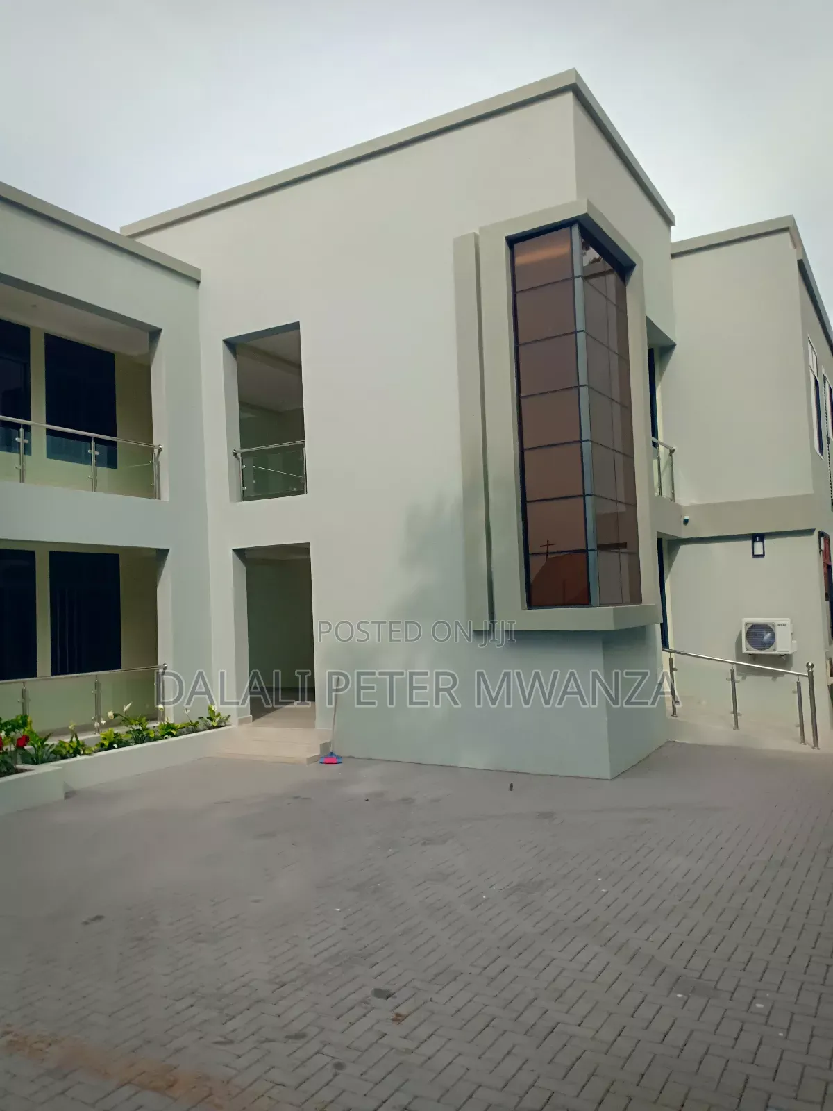 2bdrm Apartment in Airport Road, Ilemela for rent