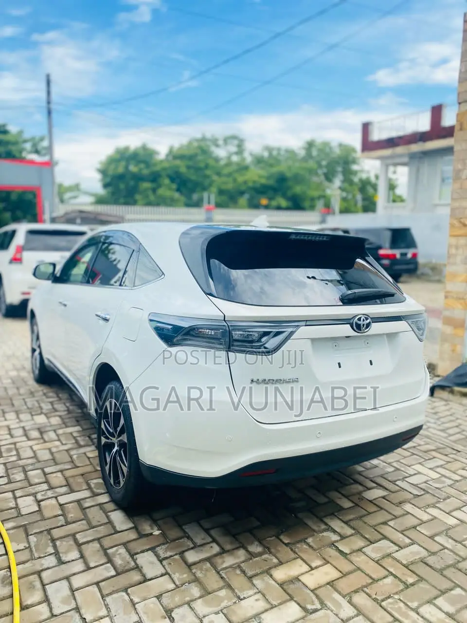 Toyota Harrier 2015 Off white