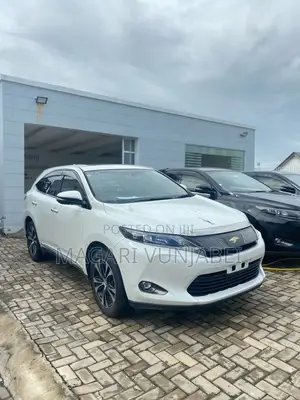 Toyota Harrier 2015 Off white
