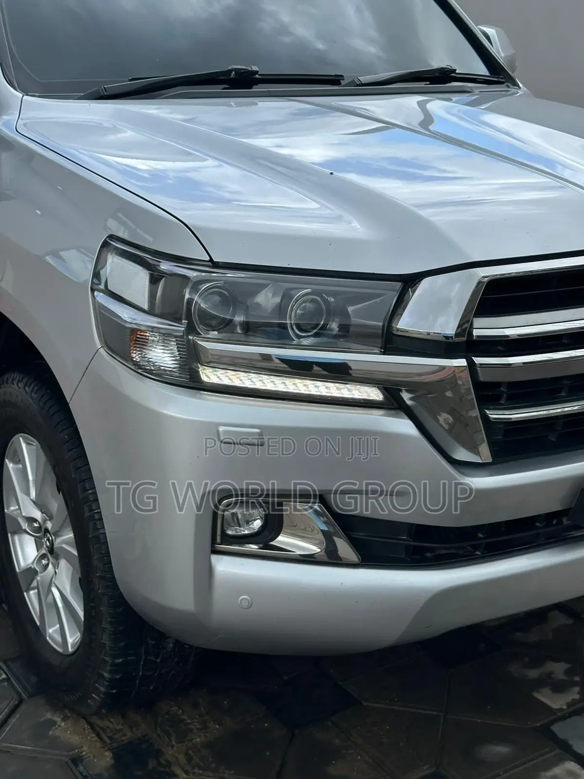 Toyota Land Cruiser 4.5 V8 VXR 2018 Silver