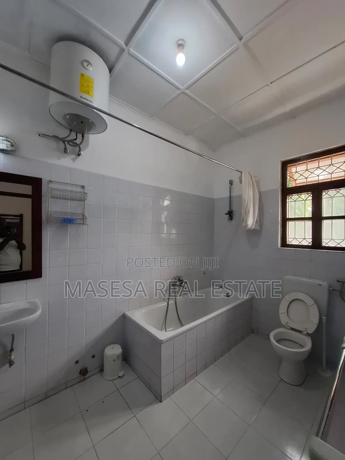 Furnished 3bdrm Villa in Ada Estate for rent