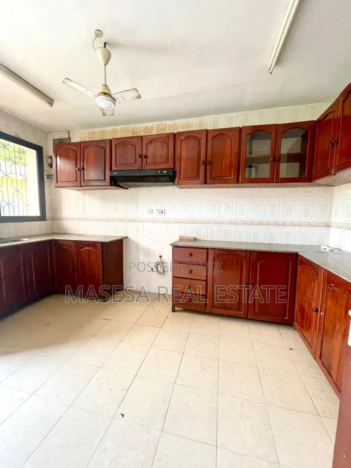 3bdrm Villa in Masaki for rent