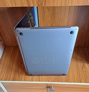 Laptop Apple MacBook Pro 2019 16GB Intel Core I9 SSD 1T