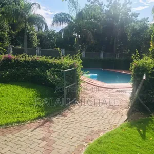 5bdrm House in Msasani Beach for rent