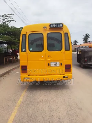 Nissan Civilian 1998 Yellow