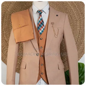 Suti Ubora / Joselino Brand Arrival