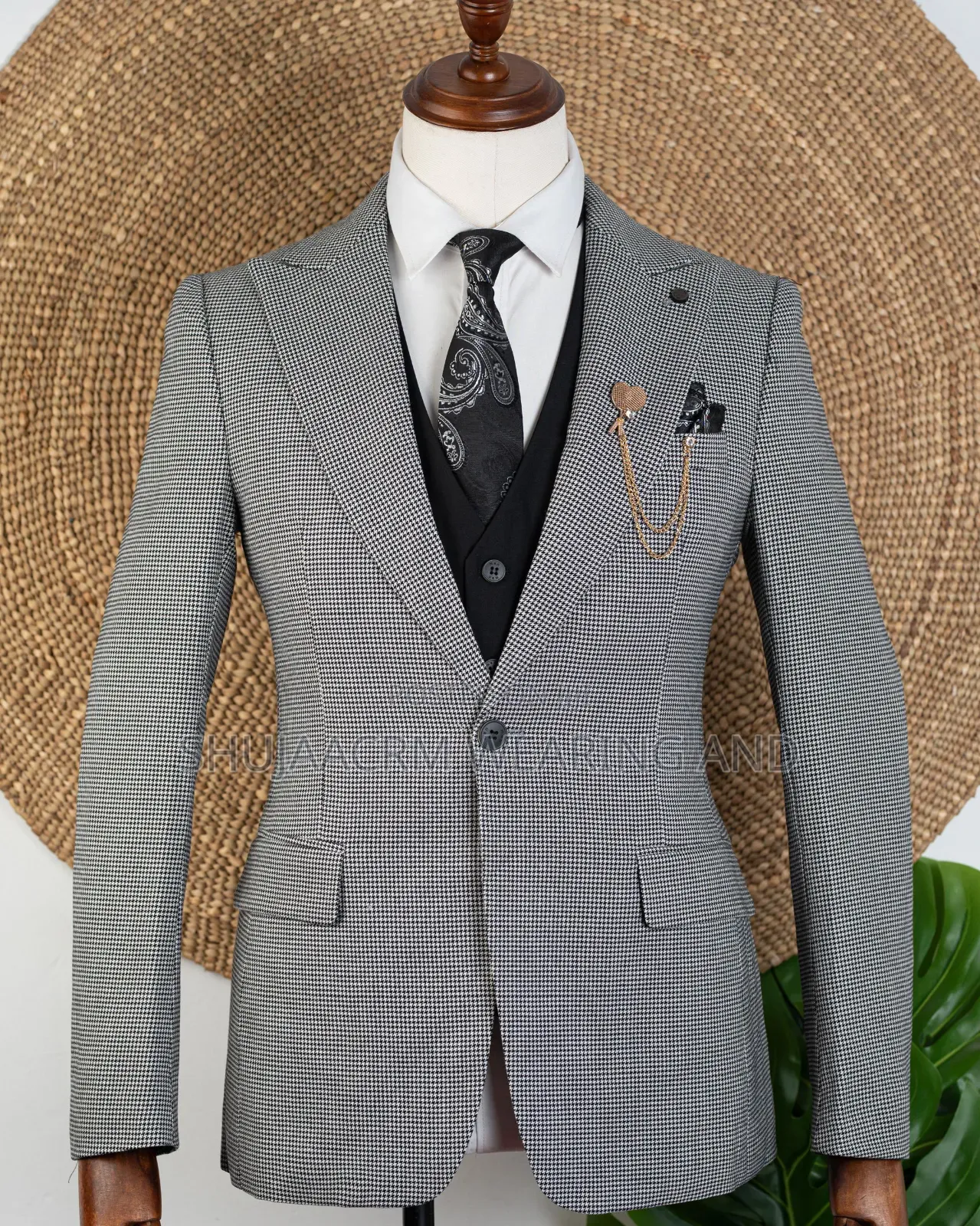 Bravo Men Suits/Suti Za Kijanja