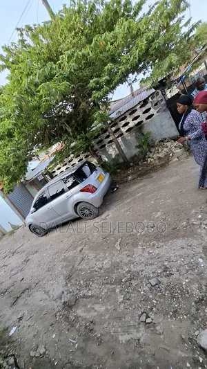 9bdrm Bungalow in Sinza Kumekucha for sale