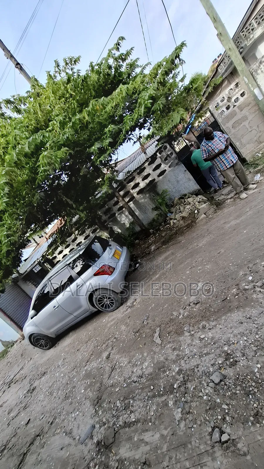 9bdrm Bungalow in Sinza Kumekucha for sale